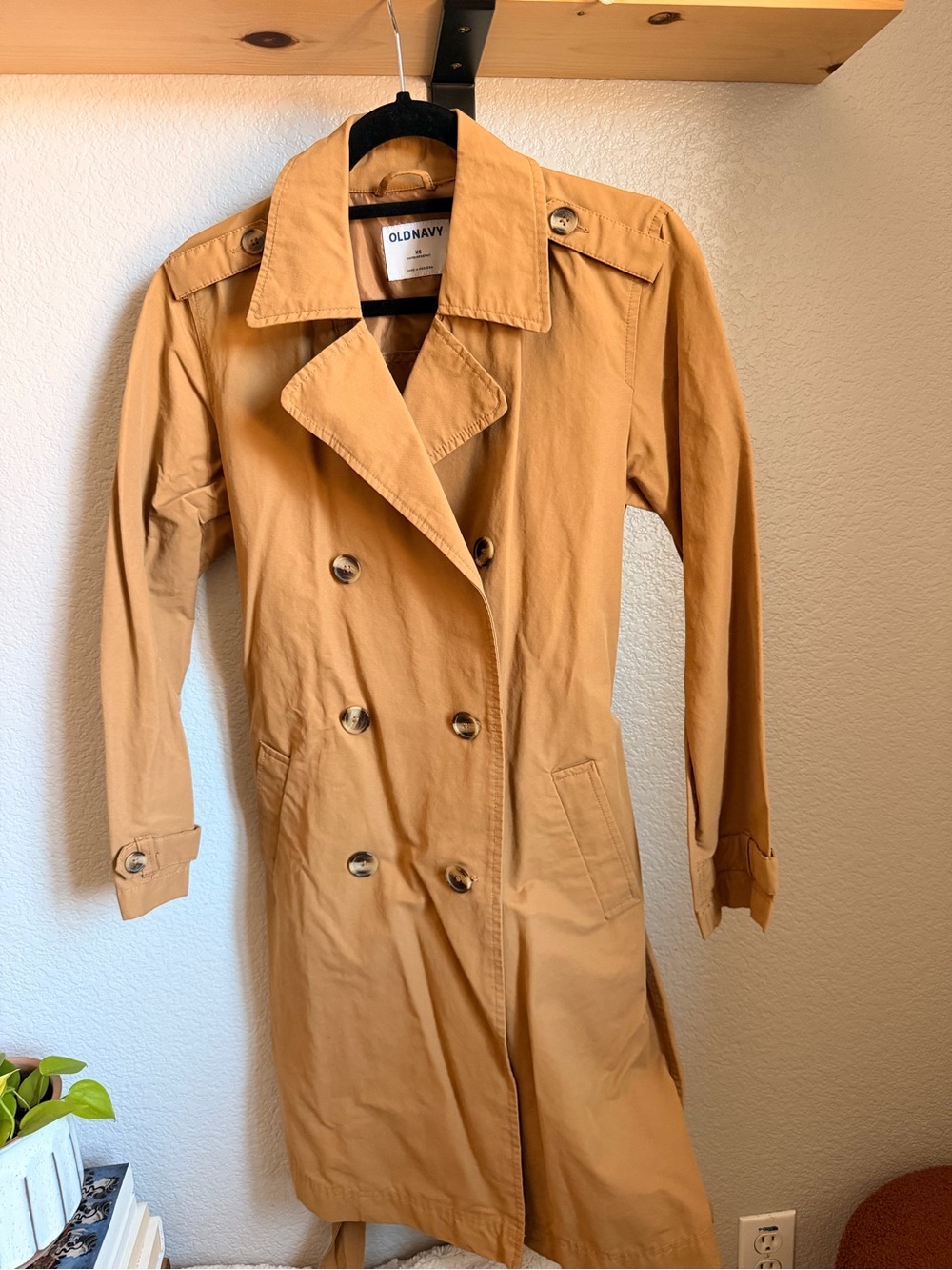 Old Navy Women's Camel Double-Breasted Trench Coat